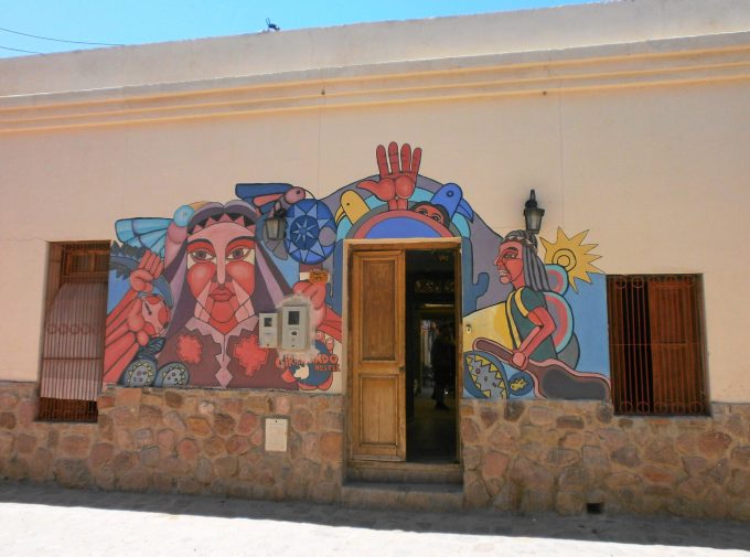 GIRAMUNDO HOSTEL